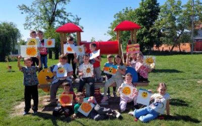 Outdoor Classroom Day